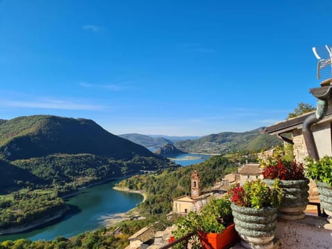 Natural landscape, Lake view, Mountain view