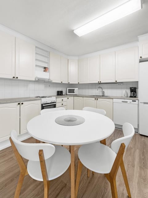 Dining area, dishwasher, oven, stove, kitchen