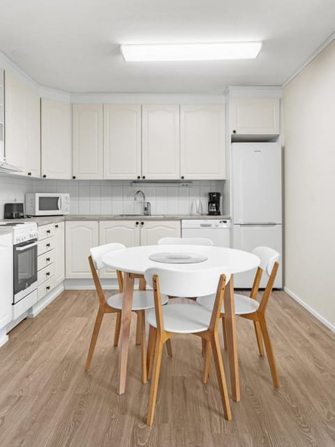 Dining area, dishwasher, oven, stove, toaster, kitchen