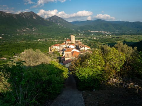Nearby landmark, Spring, Day, Natural landscape, Bird's eye view, Landmark view, Mountain view