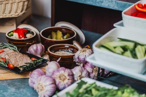 Breakfast, Buffet breakfast