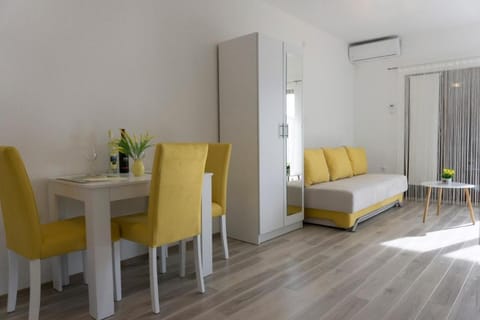 Apartmani Ivković+ Apartment in Dubrovnik-Neretva County