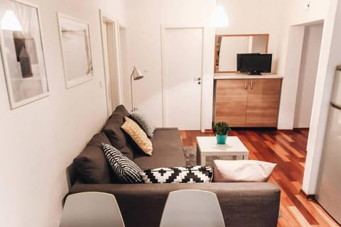 Cosy apartment in a quiet neighborhood Apartment in Zadar