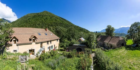 Property building, Garden