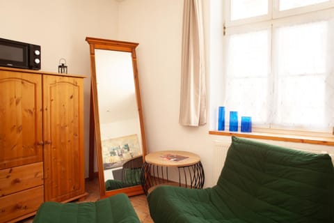 Seating area, wardrobe