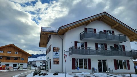 AD FONTES Suite mit Bergblick & Sauna Apartment in Salzburgerland