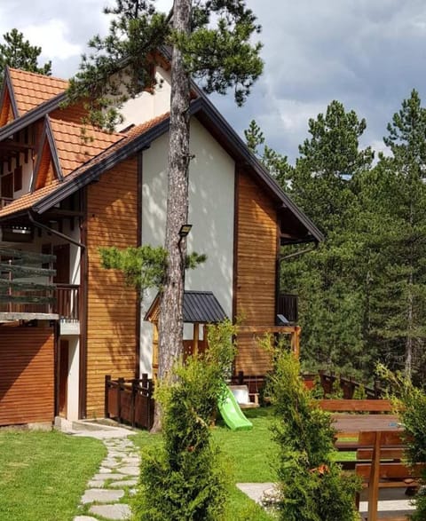 Apartmani Lotos Apartment in Zlatibor District, Serbia