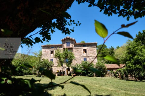 Property building, Spring, Day, Natural landscape, Garden, Garden view