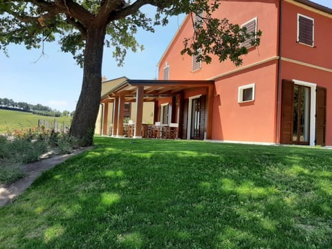 Property building, Facade/entrance, Garden, Decorative detail, Floor plan