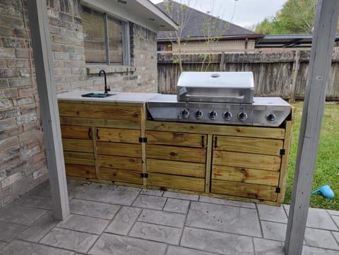 BBQ facilities, Swimming pool