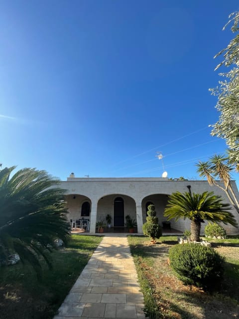 Villa Dama House in Province of Taranto