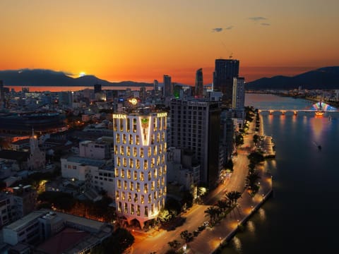 Bird's eye view, City view, Street view, Sunrise, Sunset