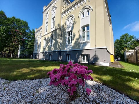Property building, Garden, Garden view