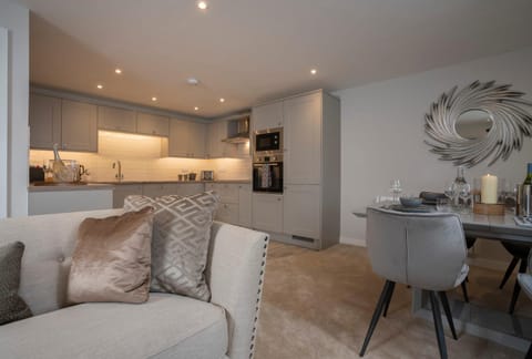 Relaxing Home with large Terrace by LetMeStay House in Ambleside