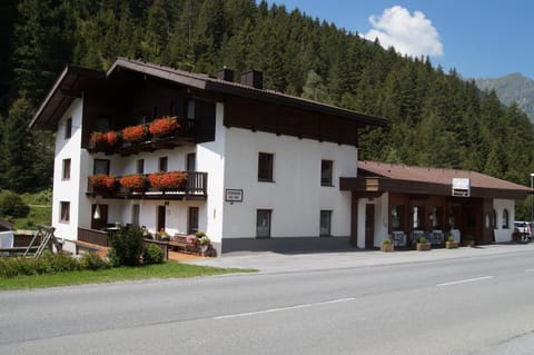 Gasthof zur Einkehr Bed and Breakfast in Trentino-South Tyrol