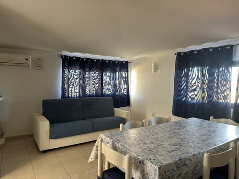 Appartamento vista mare Apartment in La Caletta