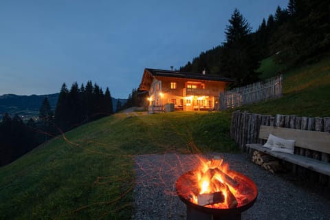 Property building, Night, Natural landscape, Summer, BBQ facilities, Mountain view, Location