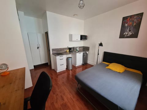 Studio Webb 25m2 Apartment in Moulins