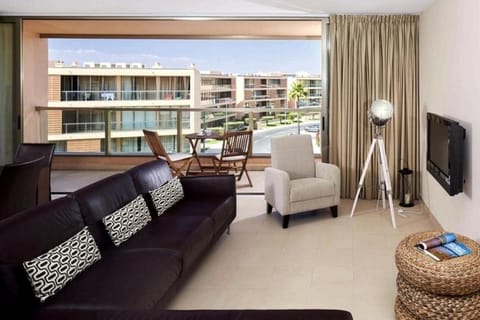 Balcony/Terrace, Living room