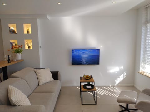 Beach House Rodine - free parking & bikes Apartment in The Hague