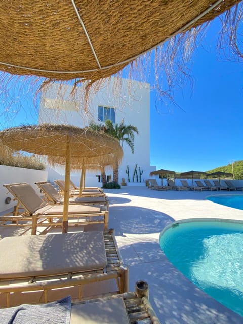 Patio, Day, Natural landscape, Pool view, Swimming pool, sunbed