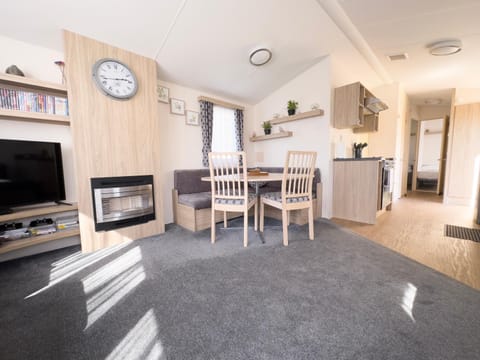 Edinburgh - Seton Sands-Salsa Caravan-Pet Friendly House in Scotland