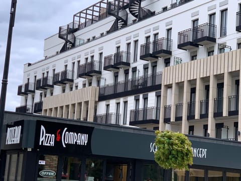 Apartament LENA F407 Uzdrowiskowa PARK Apartment in Swinoujscie