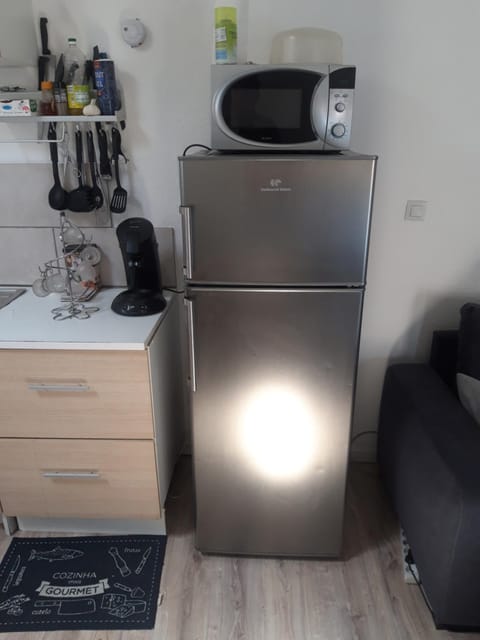 appartement f1 meublé 3 personnes Apartment in Provence-Alpes-Côte d'Azur