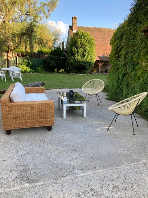 Villa Nymphea Bed and Breakfast in Vernon