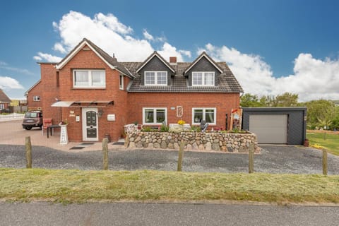 Haus Seeblick _ Wohnung 2 Apartment in Dagebüll