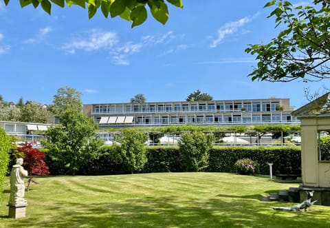 Property building, Garden