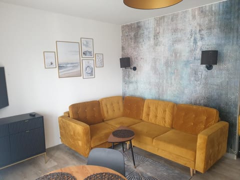Apartament Wygodny 5 Mórz Apartment in West Pomeranian Voivodeship, Poland