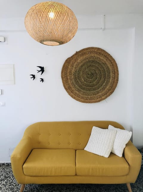 Living room, Decorative detail, Decorative detail, Seating area