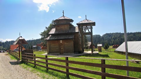 VILA PLANINSKI SAN Apartment in Zlatibor District, Serbia