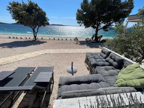 Garden, Balcony/Terrace, Beach, Sea view, sunbed