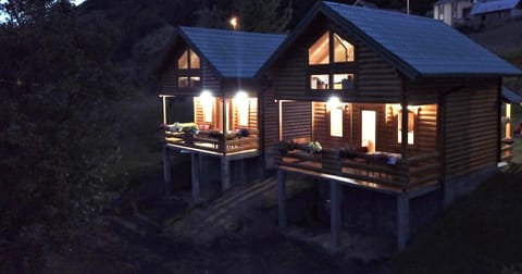 Holiday House by The Lake House in Montenegro