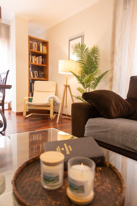 Library, Living room, Seating area