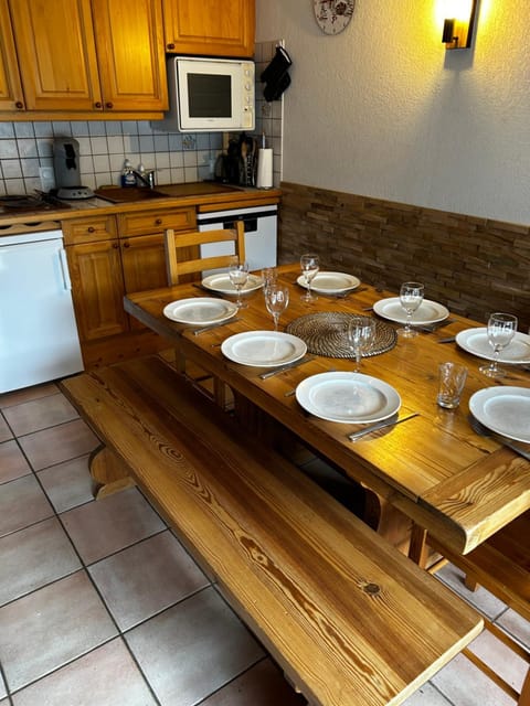 Charmant appartement 6-8 personnes au cœur du village à proximité lac et pistes de ski Apartment in Morillon