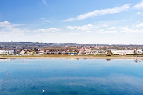 Bird's eye view, Sea view