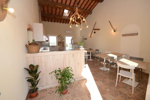 Restaurant/places to eat, Day, Lobby or reception, Lounge or bar