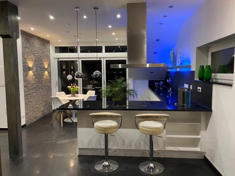 Modern Loft/Apartment near Bonn DTAG/DHL/UN Apartment in Königswinter