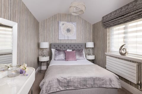 Marys Cottage, Grasmere, Dog Friendly, Hot Tub Country House in Grasmere