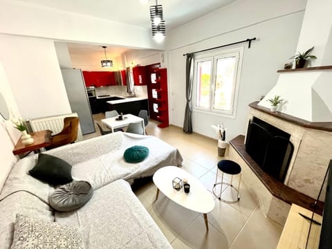 Living room, Dining area