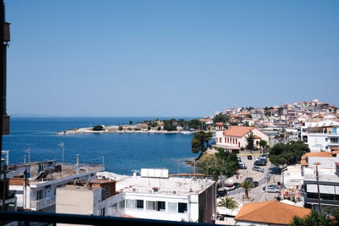 City view, Sea view