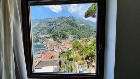 City view, Landmark view, Sea view