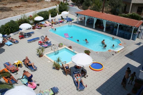 Bird's eye view, Swimming pool