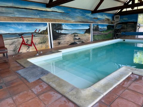 Property building, Pool view, Swimming pool