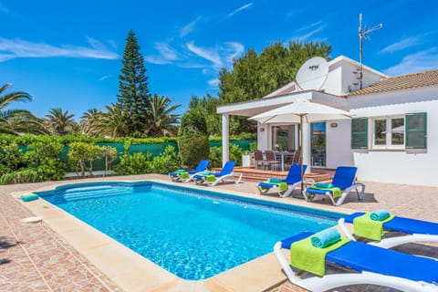 Property building, Facade/entrance, Off site, Swimming pool, Swimming pool