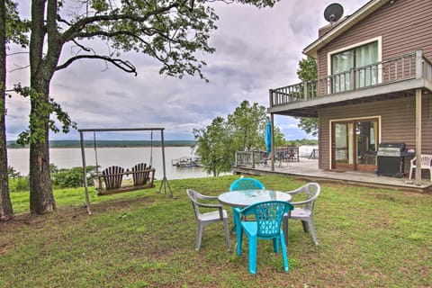 Lakefront Home with Private Beach Access! Apartment in Eufaula