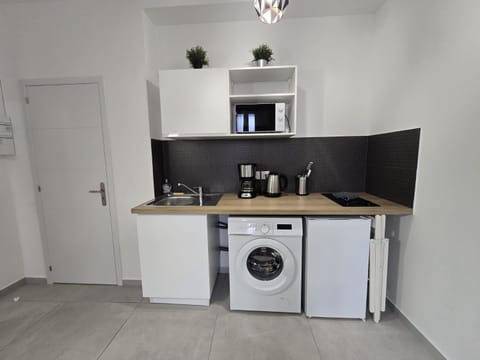GregBnb - Studio 22m2 - Climatisé -10min Gare - 1 Apartment in Toulon